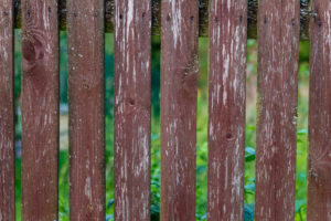 Hercules DC Signs It’s Time to Replace Your Fence